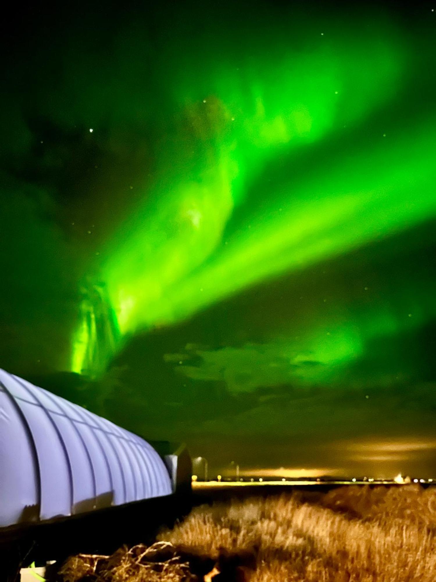 Helja Stay Glamping Domes Hella Zewnętrze zdjęcie